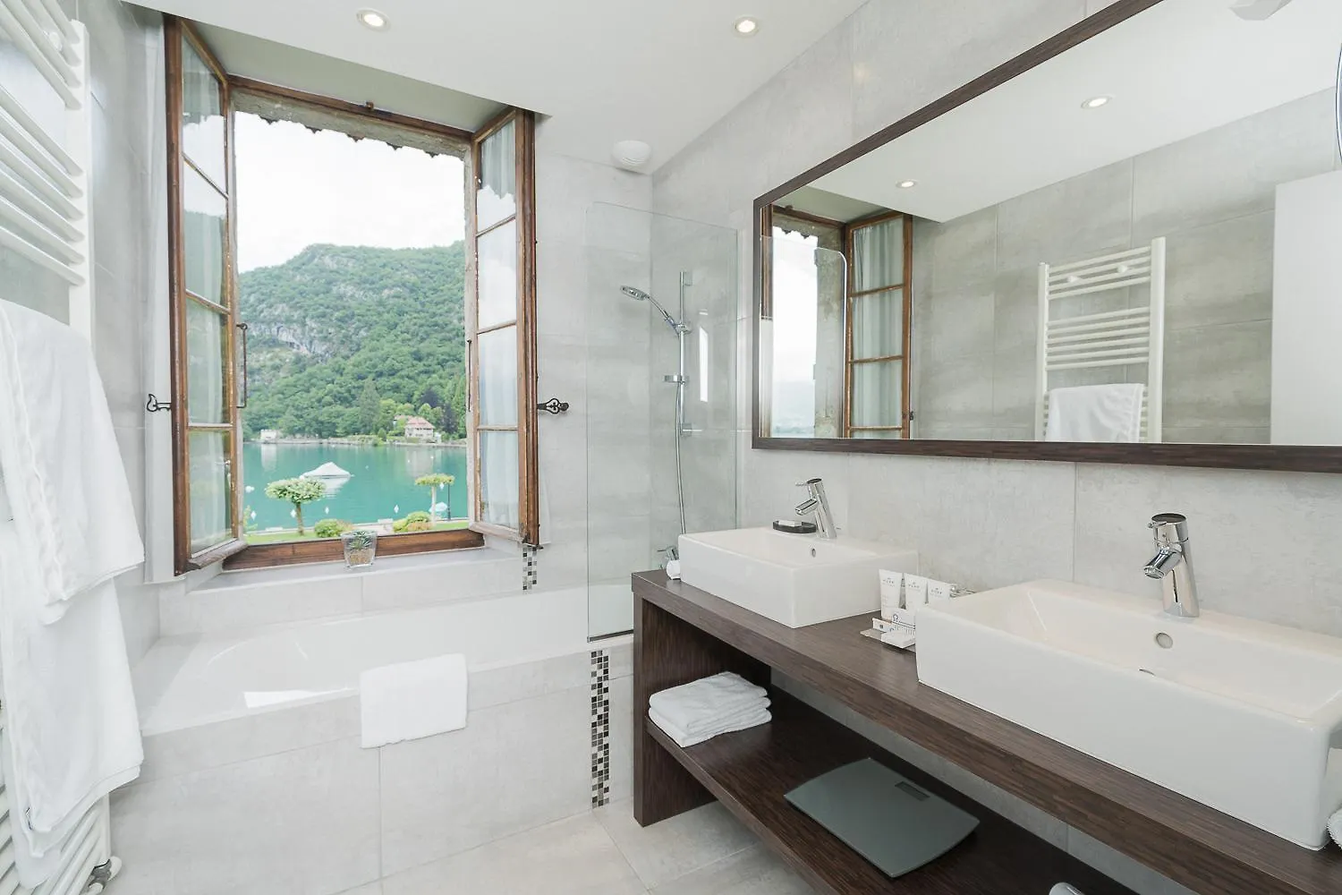 Hotel Le Cottage Bise Talloires
